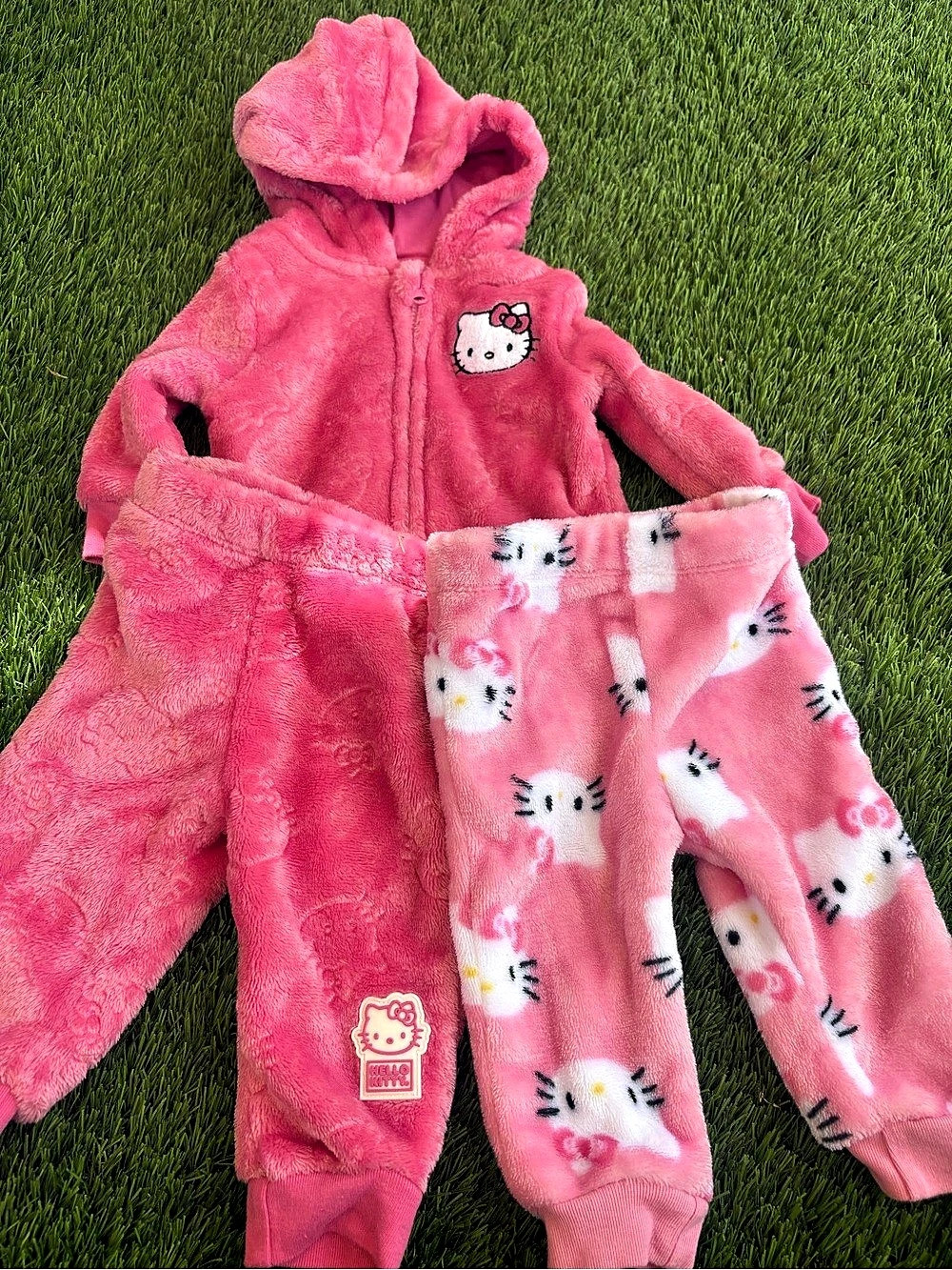 Hello Kitty 3-Piece Fuzzy Fleece Hoodie and Pants Set Baby 6M